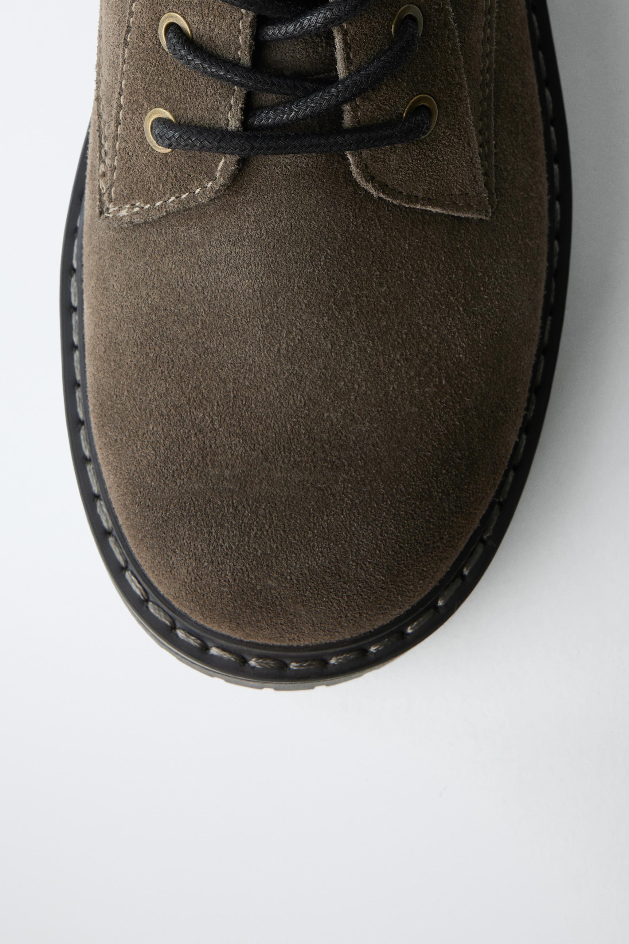 LEATHER LACE-UP BOOTS